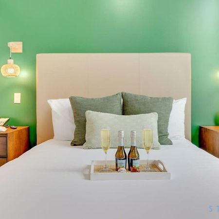 Lx Oasis Beachfront-Rt Infinity Pool هوليوود المظهر الخارجي الصورة