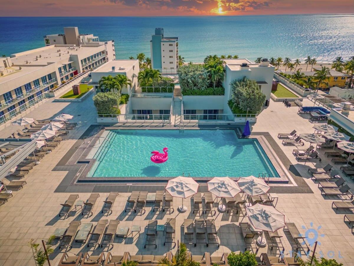 Lx Oasis Beachfront-Rt Infinity Pool هوليوود المظهر الخارجي الصورة