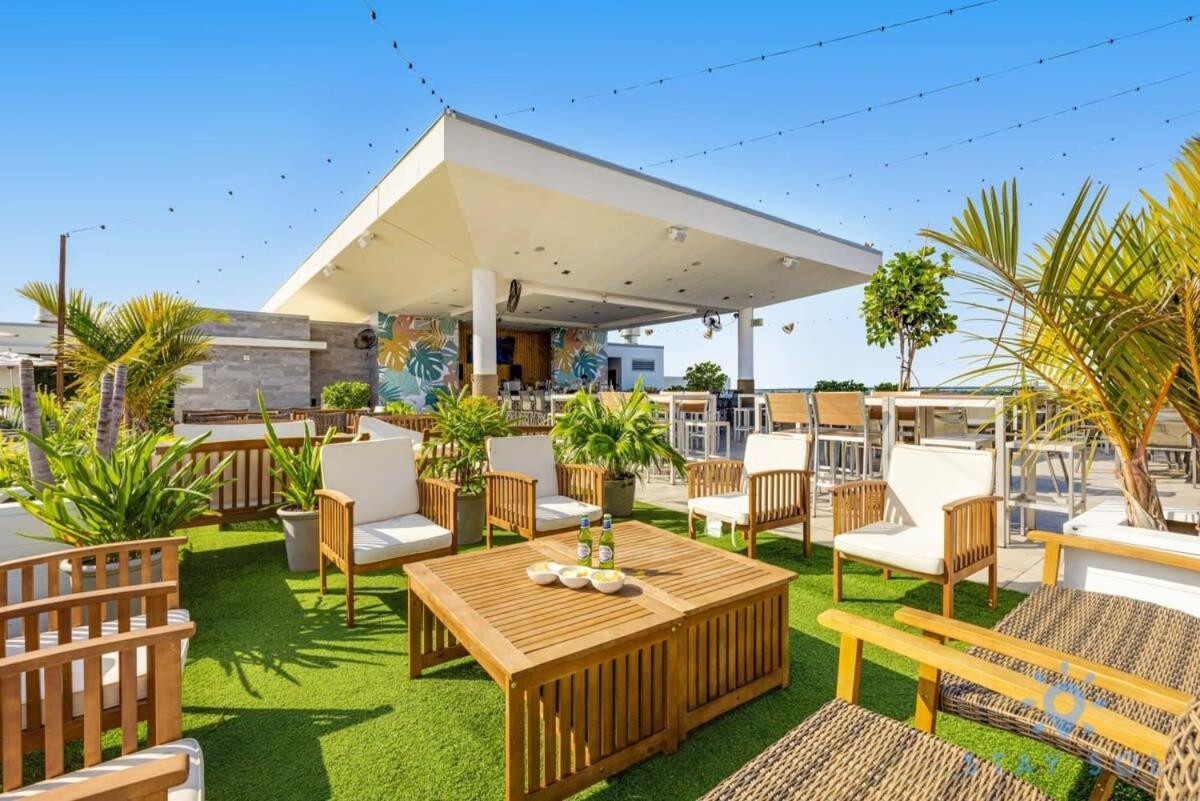 Lx Oasis Beachfront-Rt Infinity Pool هوليوود المظهر الخارجي الصورة