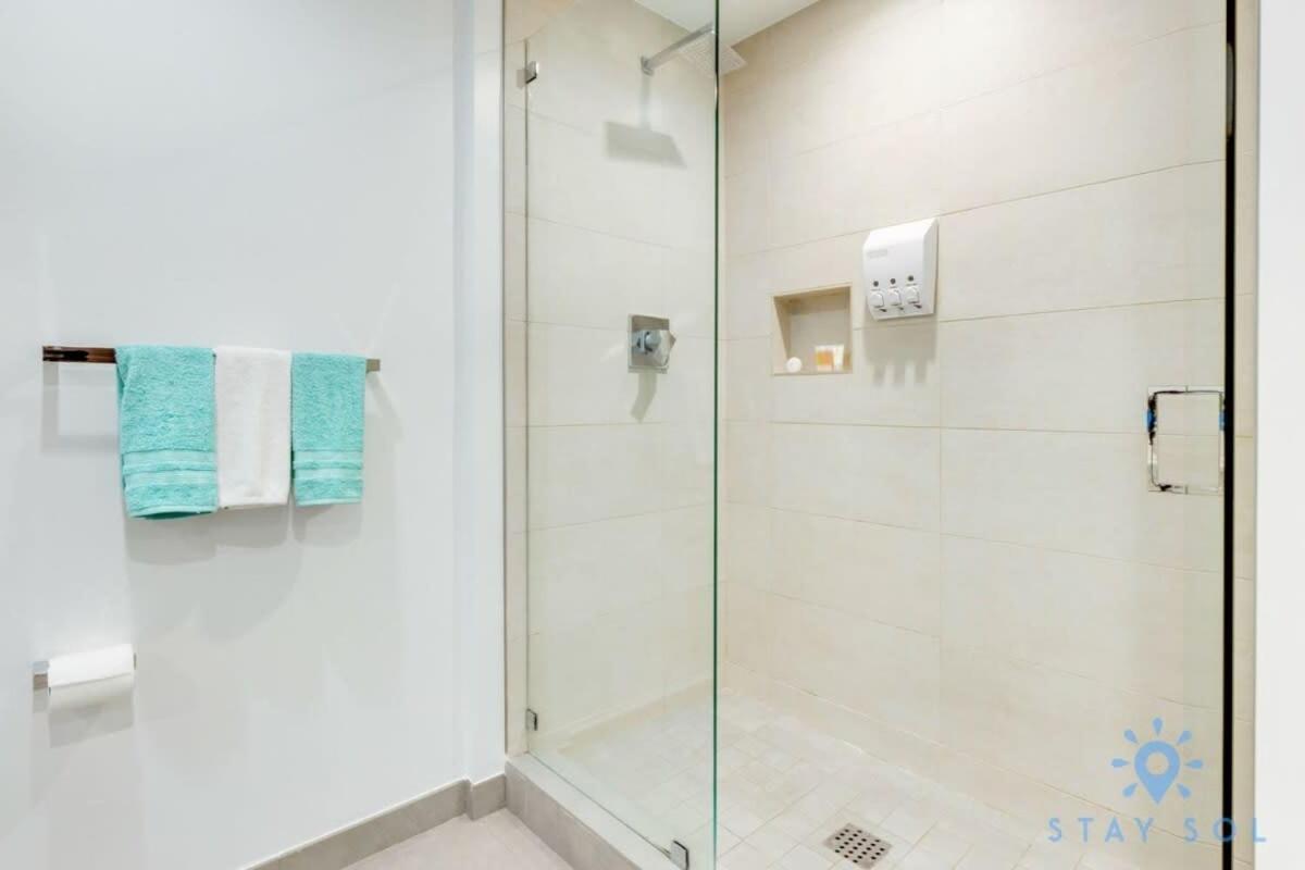 Lx Oasis Beachfront-Rt Infinity Pool هوليوود المظهر الخارجي الصورة