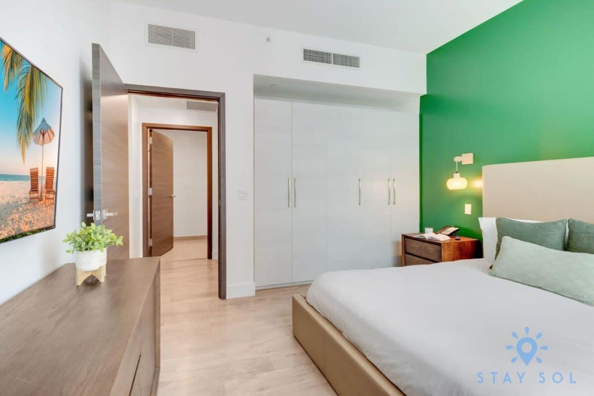 Lx Oasis Beachfront-Rt Infinity Pool هوليوود المظهر الخارجي الصورة